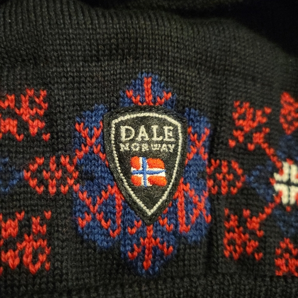 Dale of Norway OBERSTDORF Merino Wool Pom Pom Beanie Hat Ski Outdoor Winter NWT - Picture 7 of 11